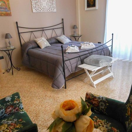 Salerno Centraal Apartment Екстер'єр фото