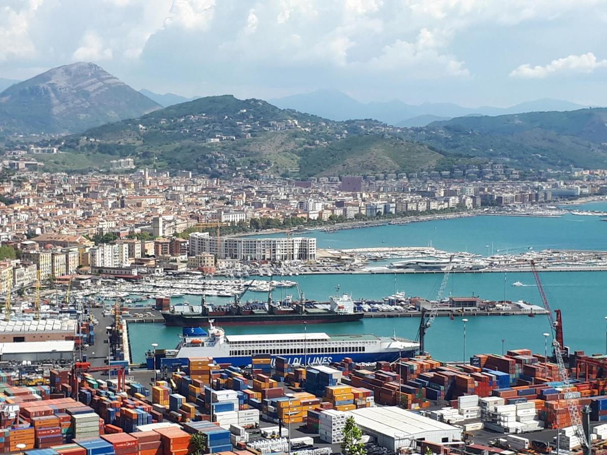 Salerno Centraal Apartment Екстер'єр фото