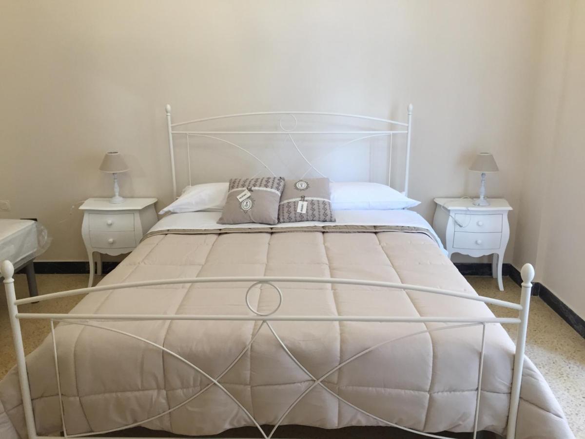 Salerno Centraal Apartment Екстер'єр фото