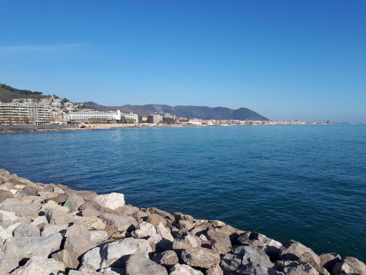 Salerno Centraal Apartment Екстер'єр фото