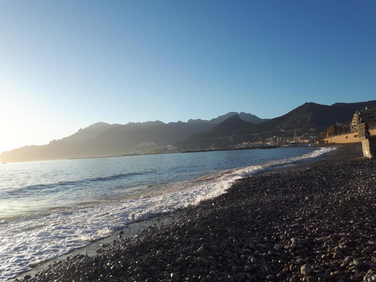 Salerno Centraal Apartment Екстер'єр фото