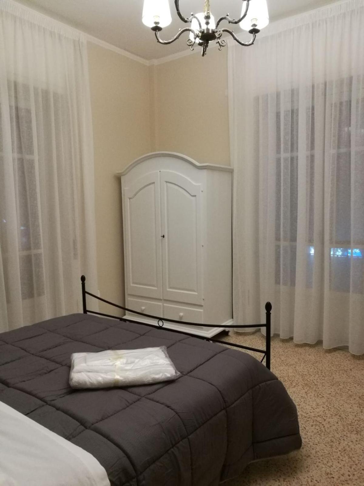 Salerno Centraal Apartment Екстер'єр фото