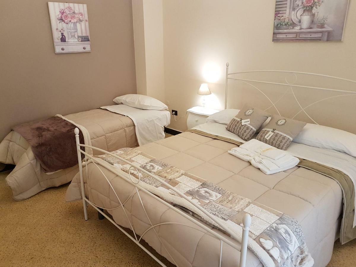 Salerno Centraal Apartment Екстер'єр фото