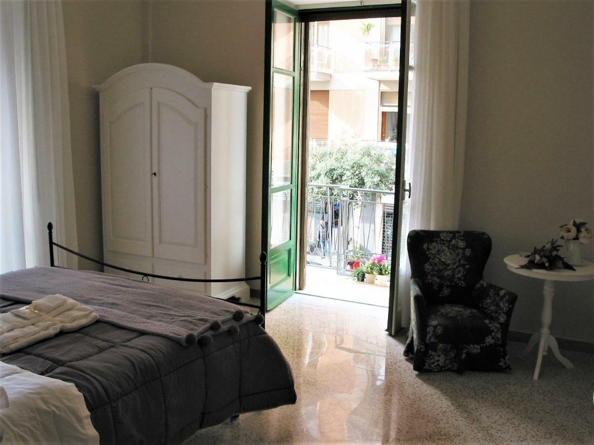 Salerno Centraal Apartment Екстер'єр фото