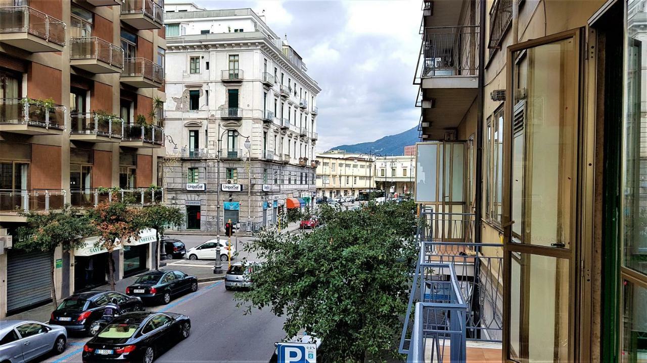 Salerno Centraal Apartment Екстер'єр фото