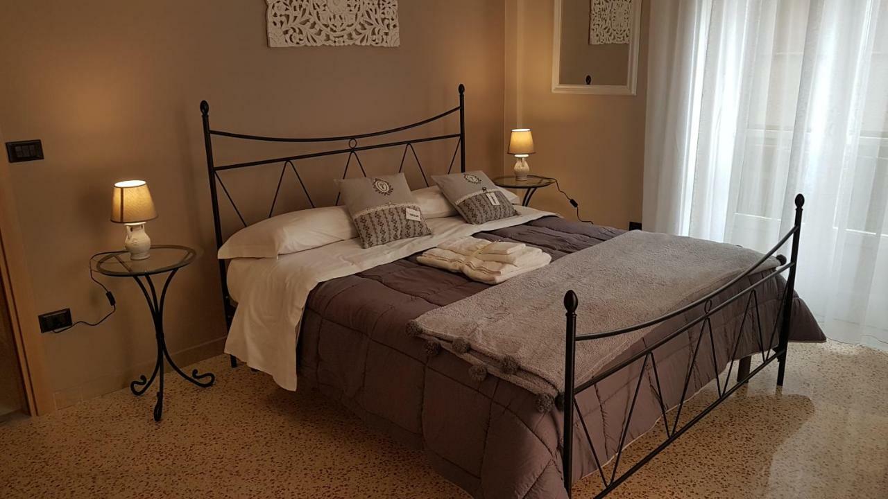 Salerno Centraal Apartment Екстер'єр фото