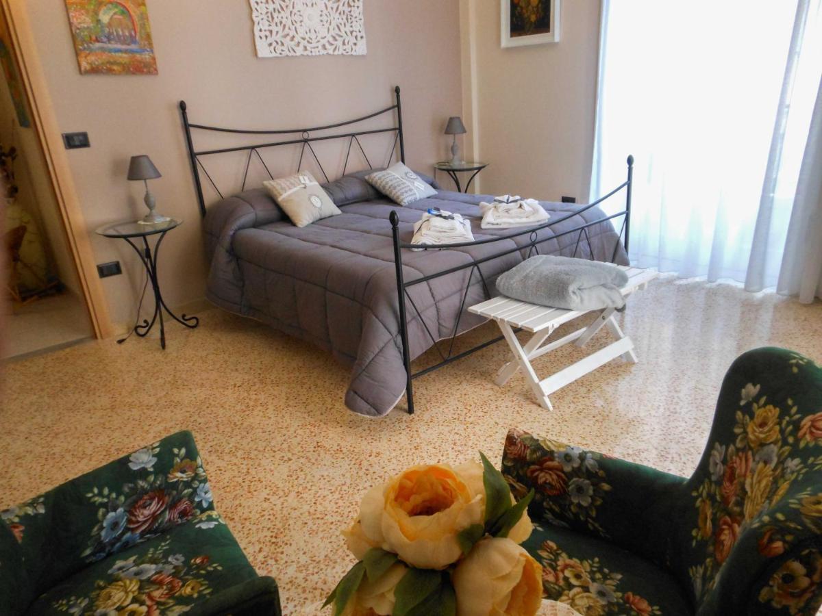 Salerno Centraal Apartment Екстер'єр фото